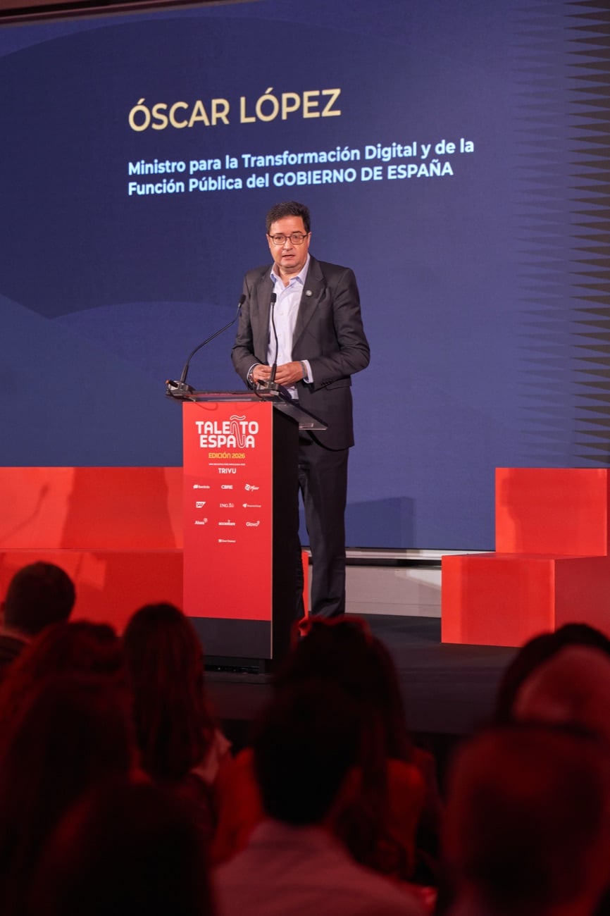 Edición 2026 de TALEÑTO España — Óscar López, ministro para la Transformación Digital, en el atril