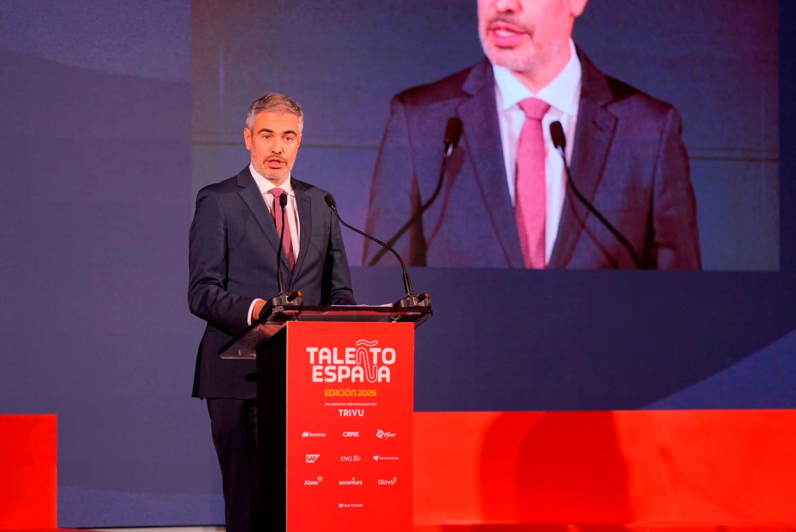 Edición 2026 de TALEÑTO España — intervención en el atril principal